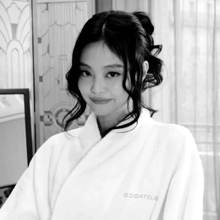 Kim Jennie thumbnail