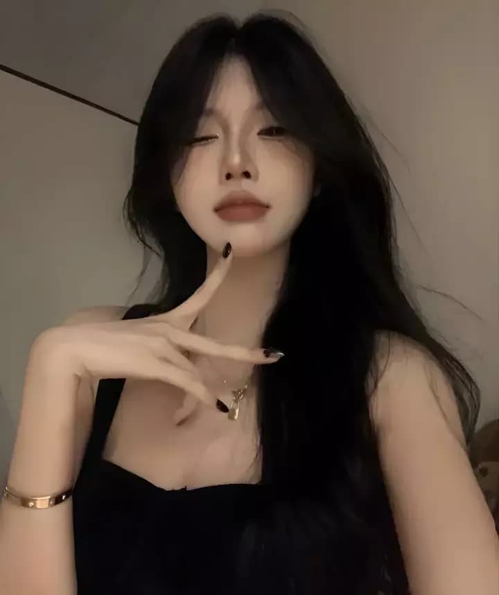 Lauren thumbnail