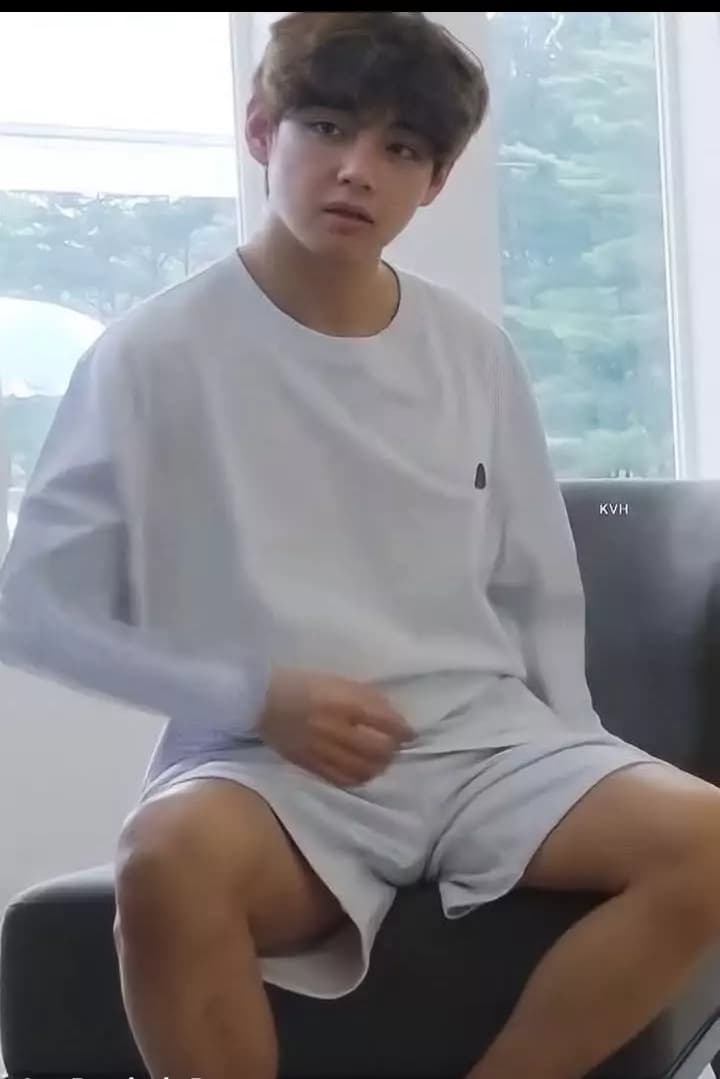 Kim Taehyung  thumbnail