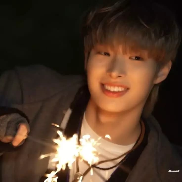 Song Mingi of Ateez fix on thumbnail