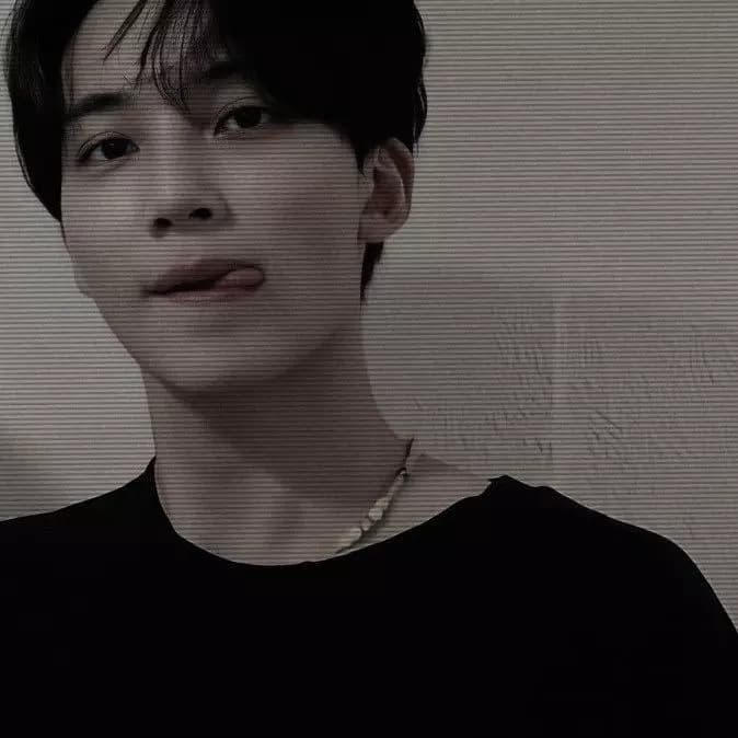 yoon jeonghan😣 thumbnail