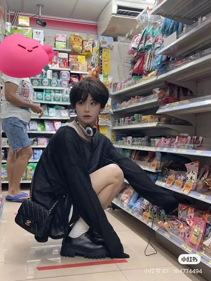 Masculine women x femboy  thumbnail