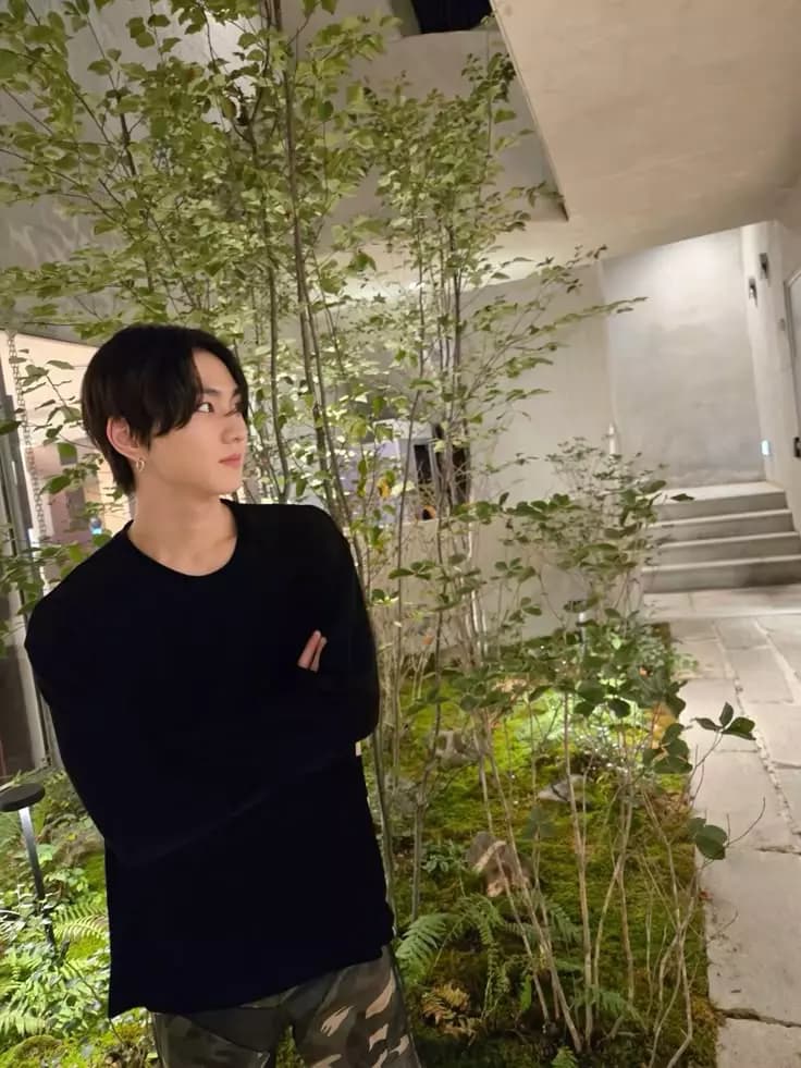 Jungwon  thumbnail