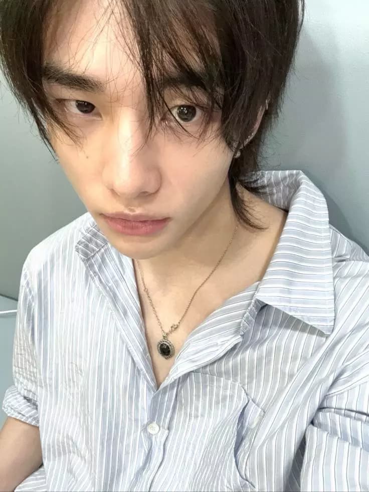 hyunjin thumbnail
