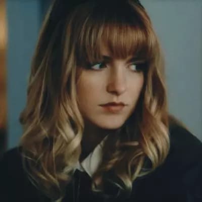 EMMA GROSSMAN thumbnail