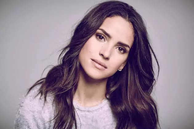 Adriana thumbnail