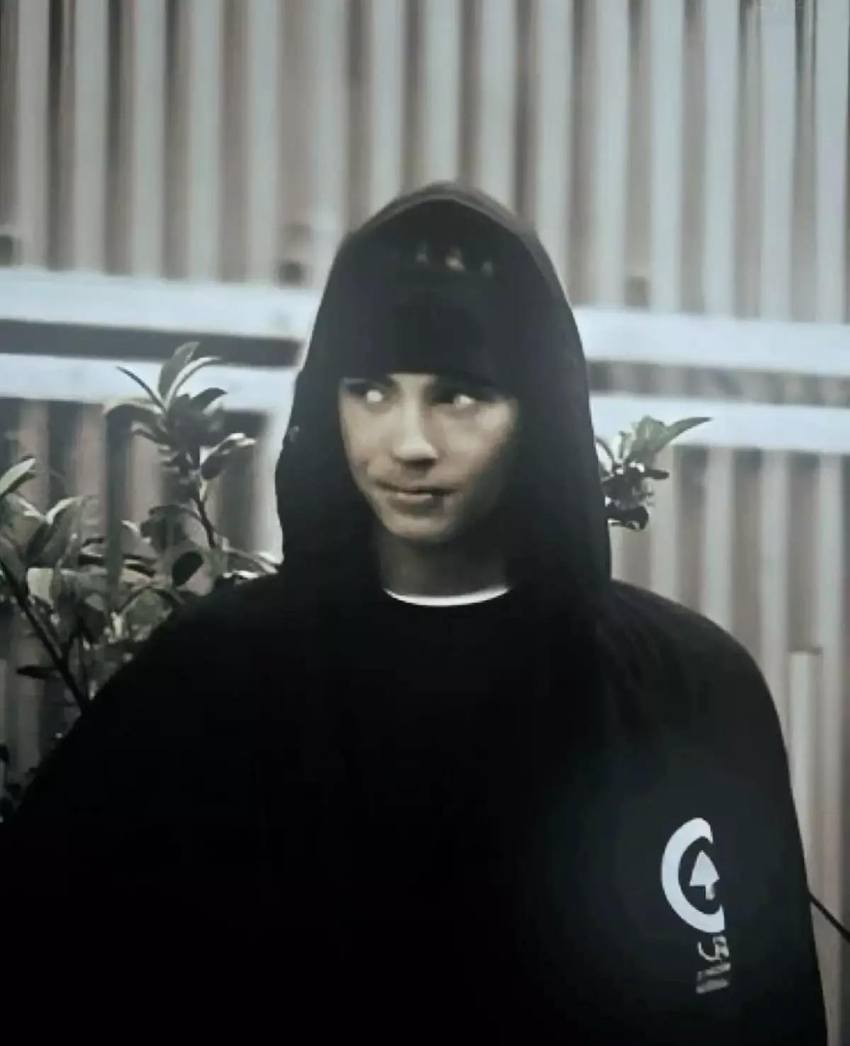 Tom Kaulitz thumbnail