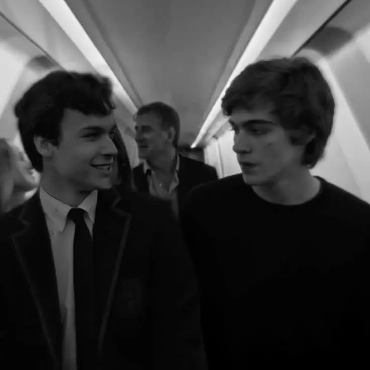 Matthew y Theodore thumbnail