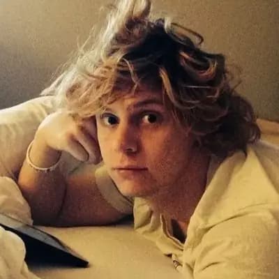 ★ Evan Peters ★ thumbnail