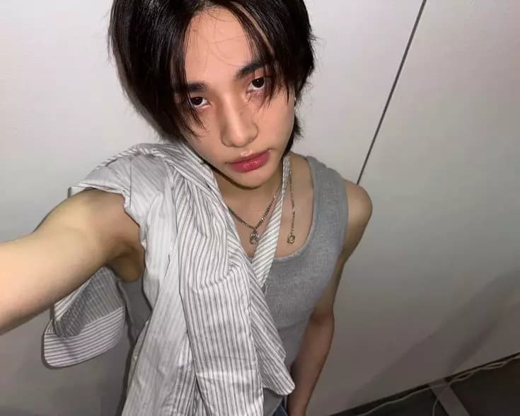 Hyunjin thumbnail