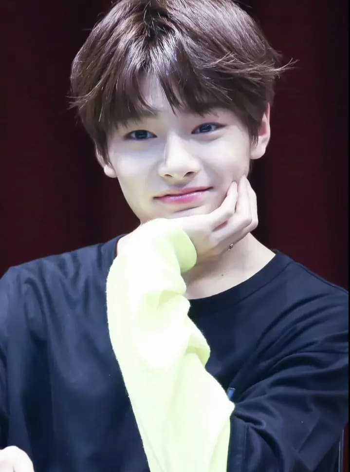 Jeongin thumbnail