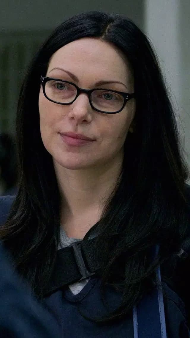 Alex Vause thumbnail