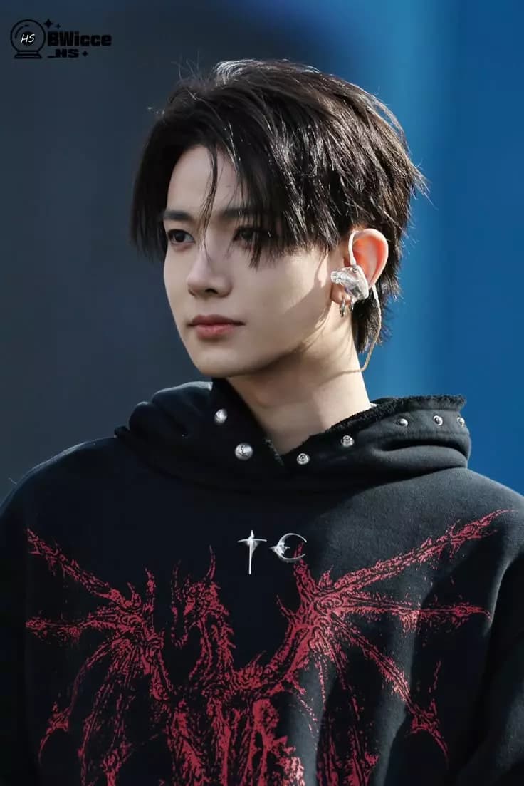 Heeseung thumbnail