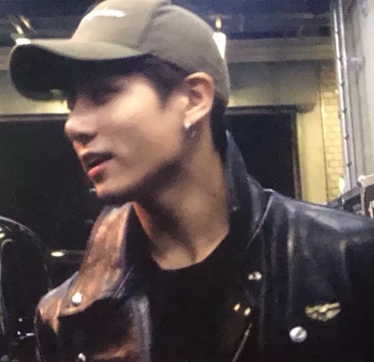Jeon Jungkook thumbnail