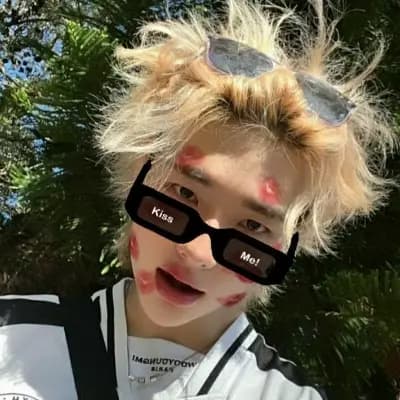 Hyunjin thumbnail