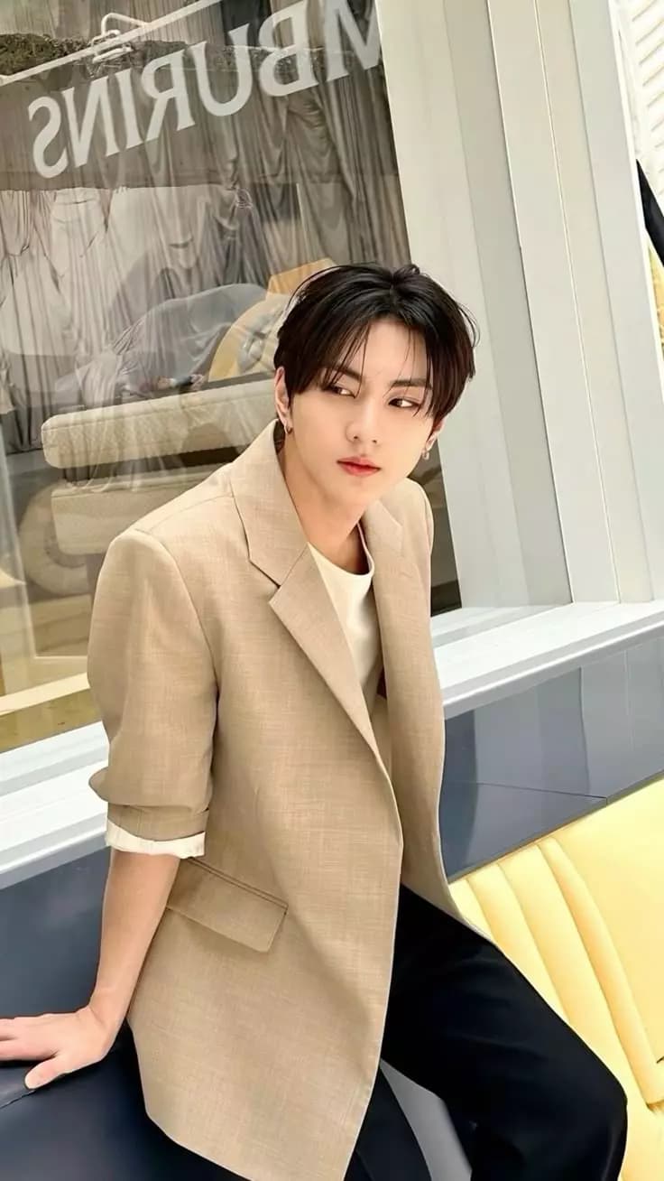 Yang jungwon thumbnail