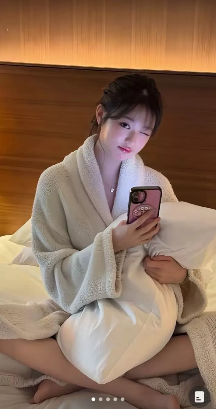 Jang wonyoung thumbnail