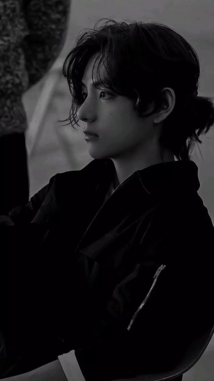 Kim Taehyung  thumbnail