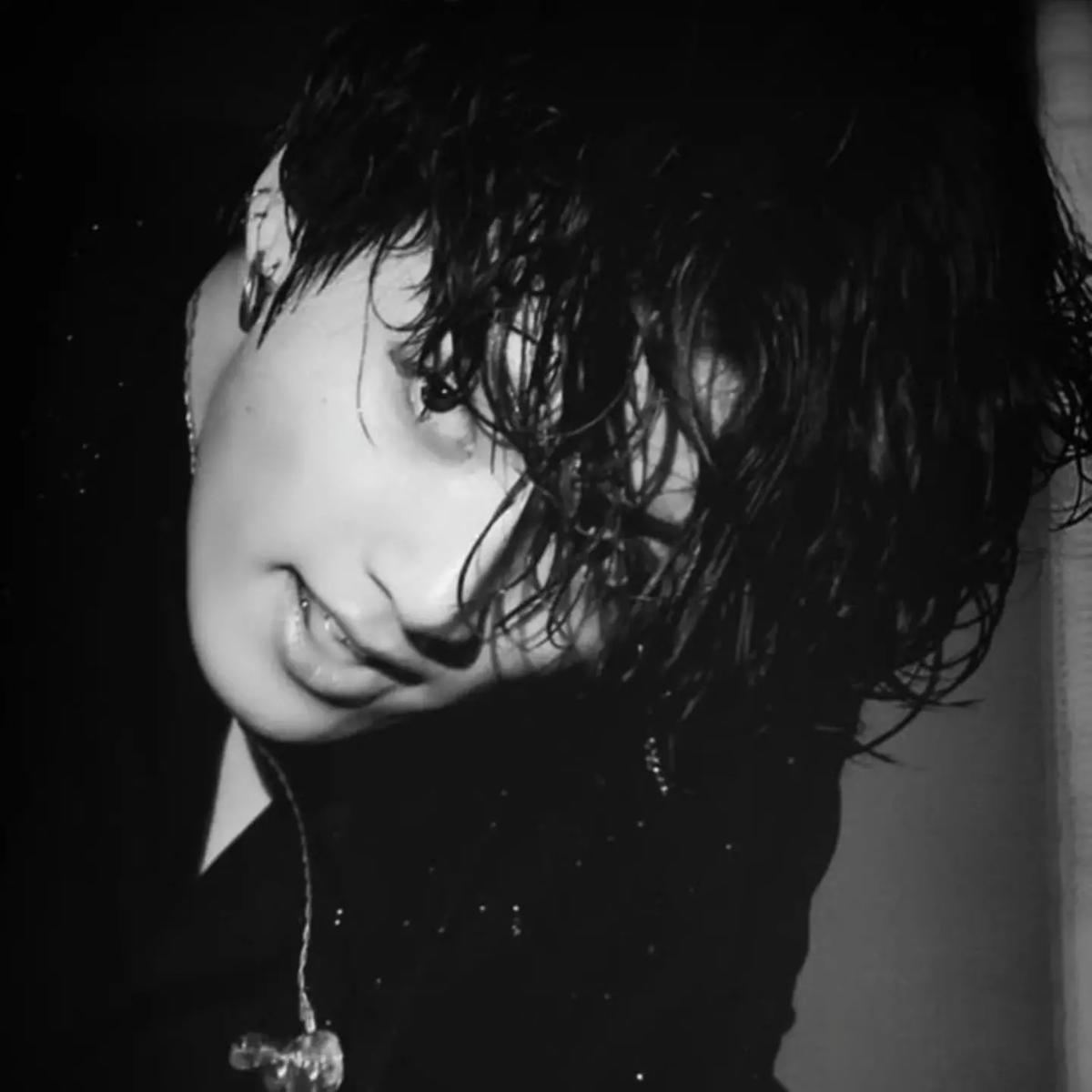 jungkook  thumbnail