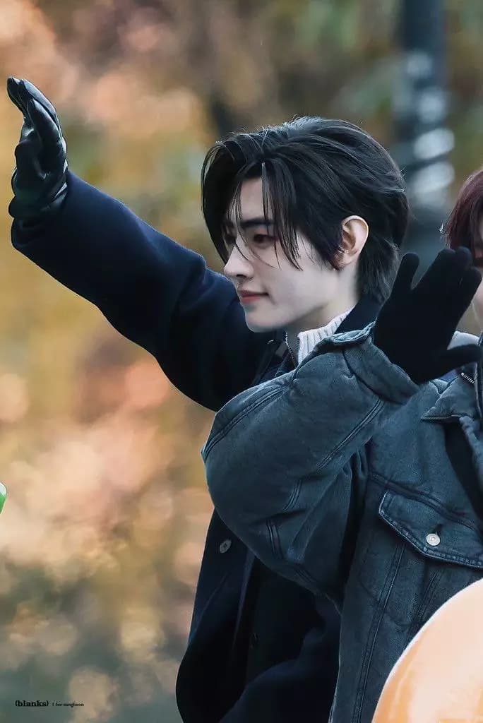 Park sunghoon  thumbnail