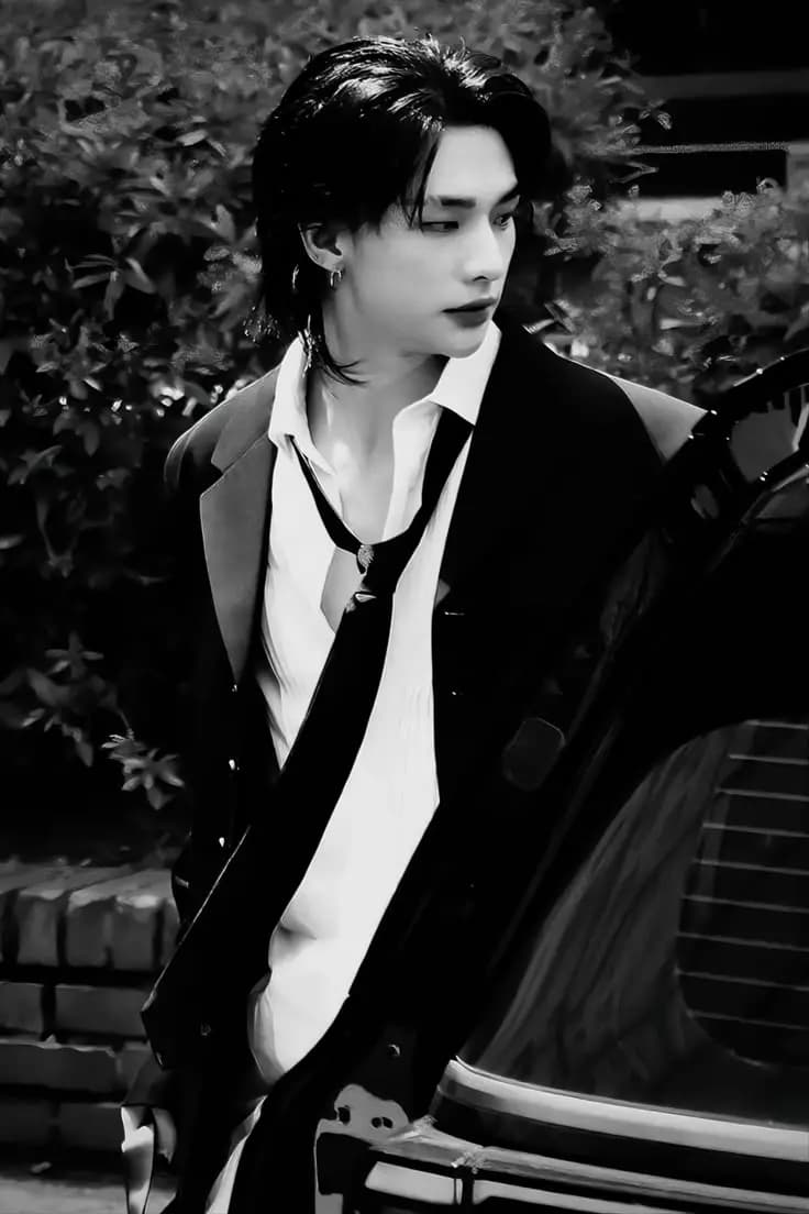 Hyunjin thumbnail