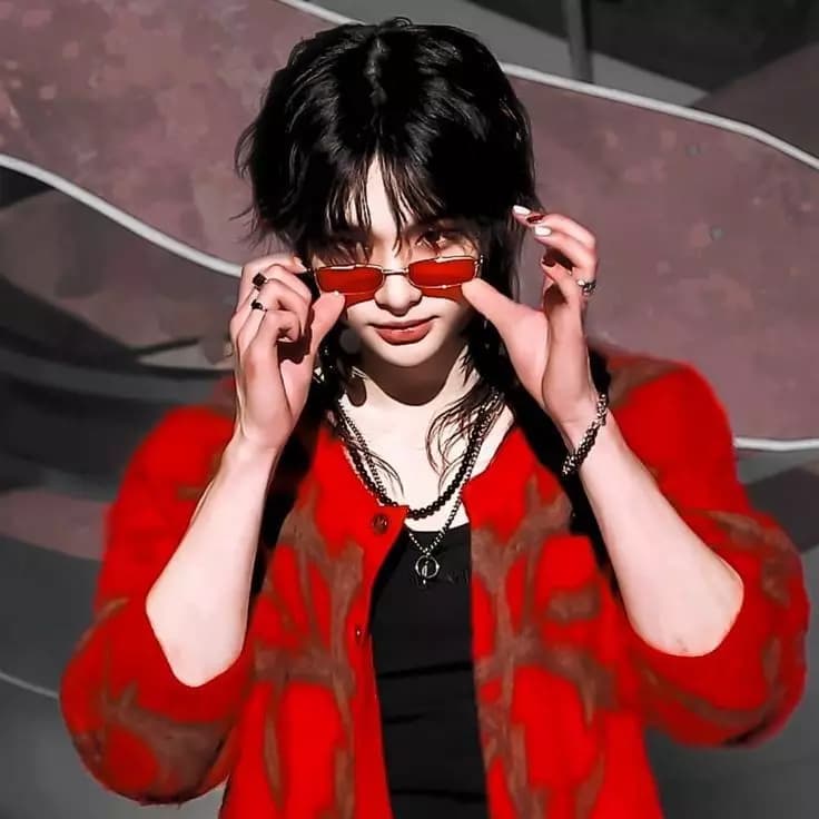 HWANG HYUNJİN  thumbnail