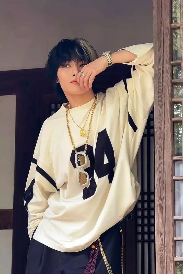Jeongin thumbnail