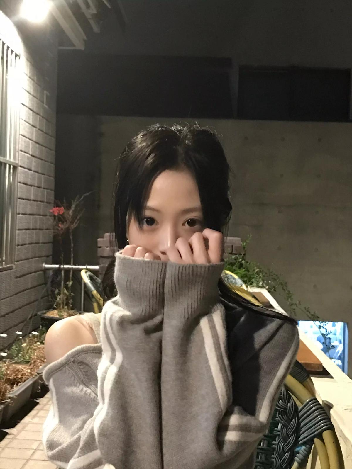 Ahyeon thumbnail