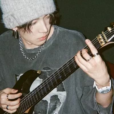 Lee Heeseung thumbnail