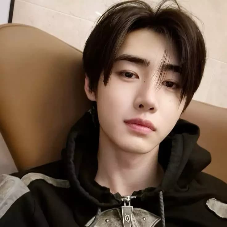 Sunghoon thumbnail