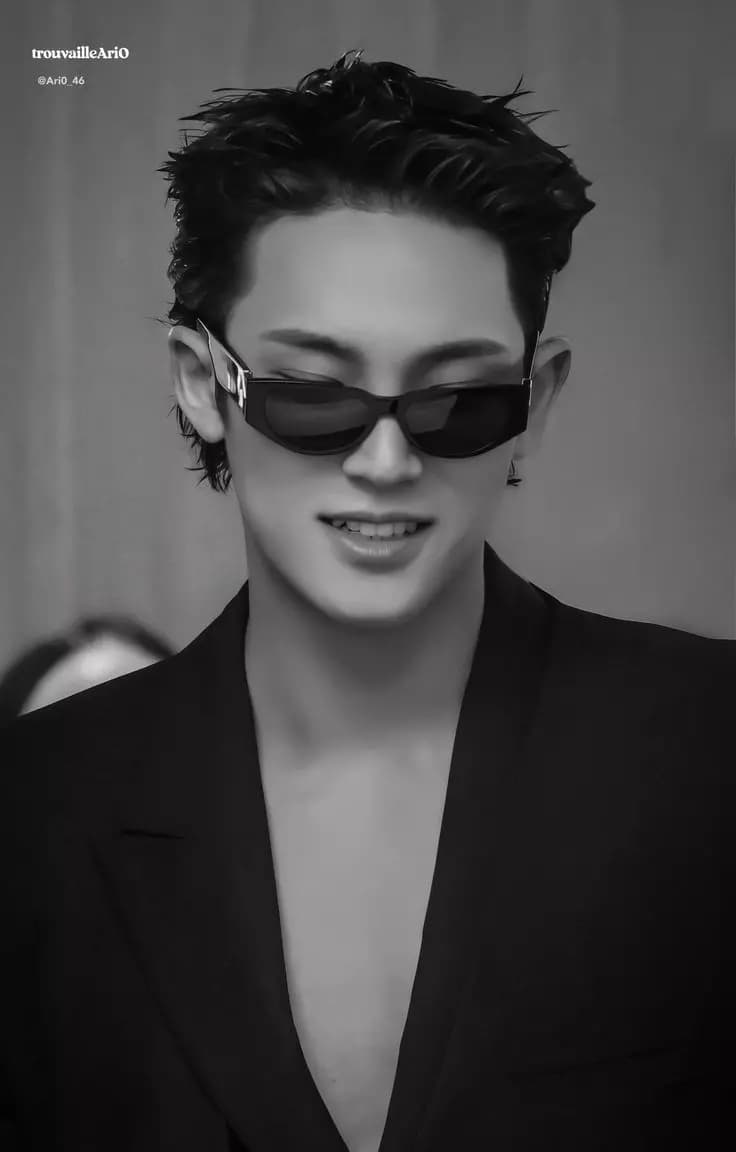 Kim mingyu thumbnail
