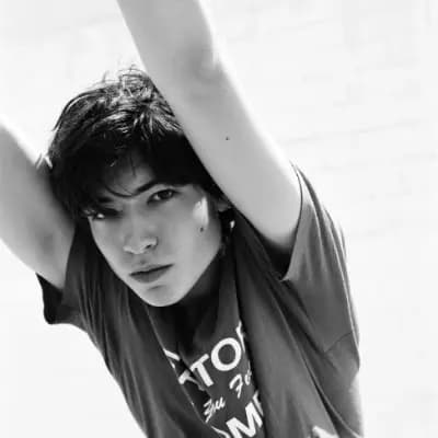 Ezra Miller thumbnail