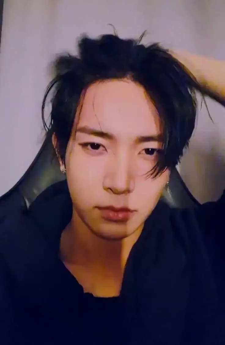 Heeseung thumbnail