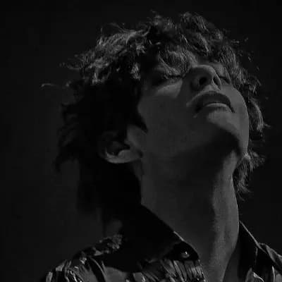 Kim Taehyung  thumbnail