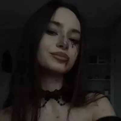  Mia (Turned Vampire) thumbnail