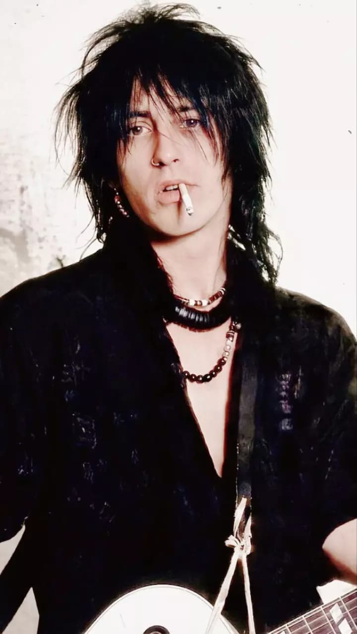 Izzy Stradlin thumbnail