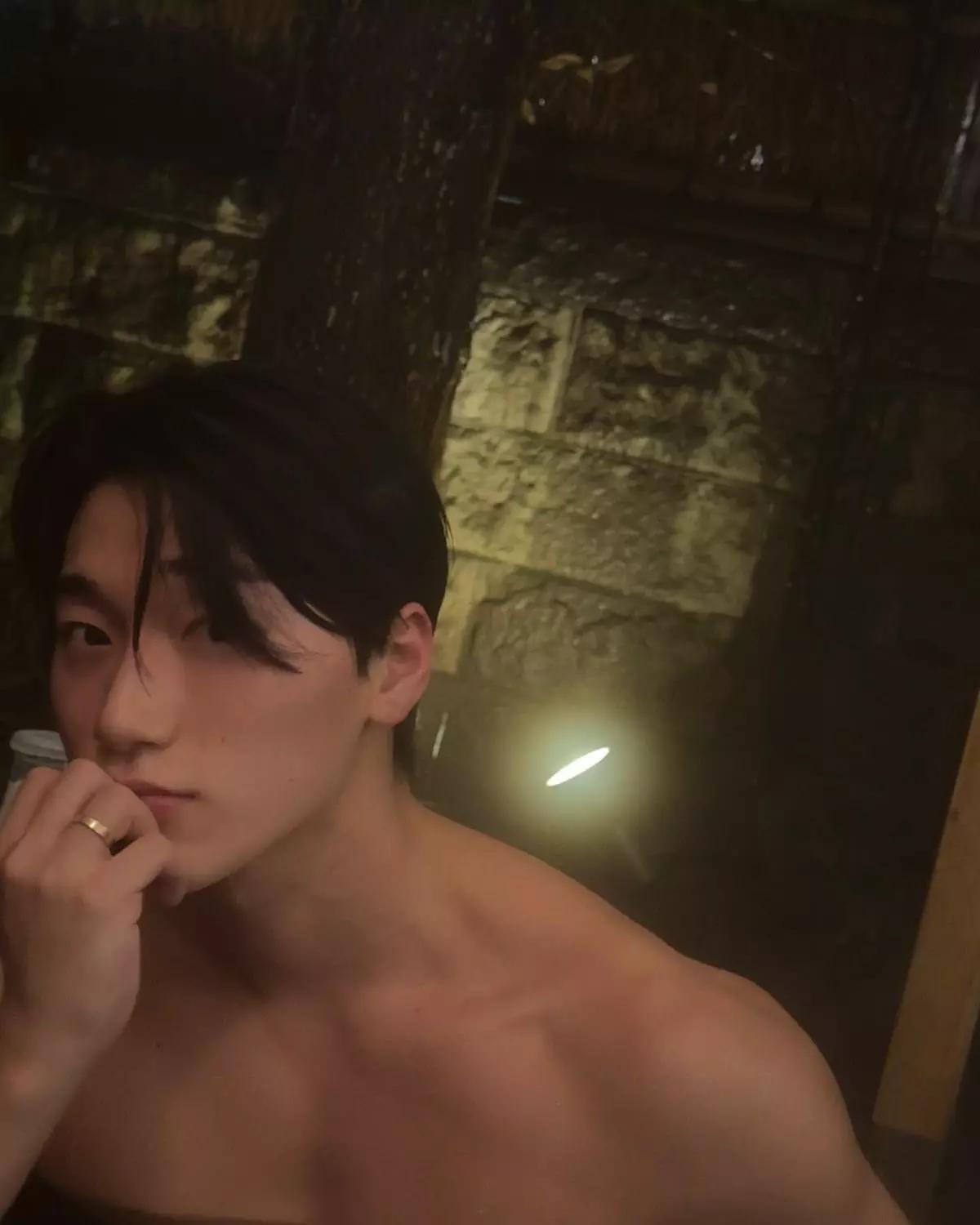Choi San thumbnail
