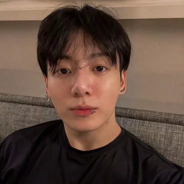 Jeon Jungkook thumbnail