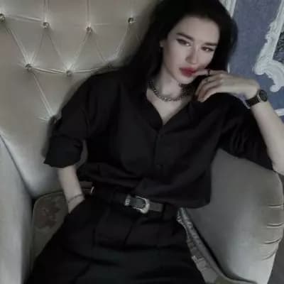 Sarah Lee (w/w gl)  thumbnail