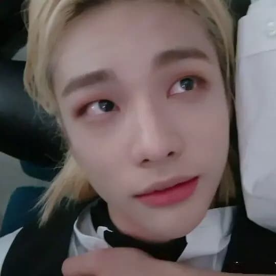 Hyunjin thumbnail