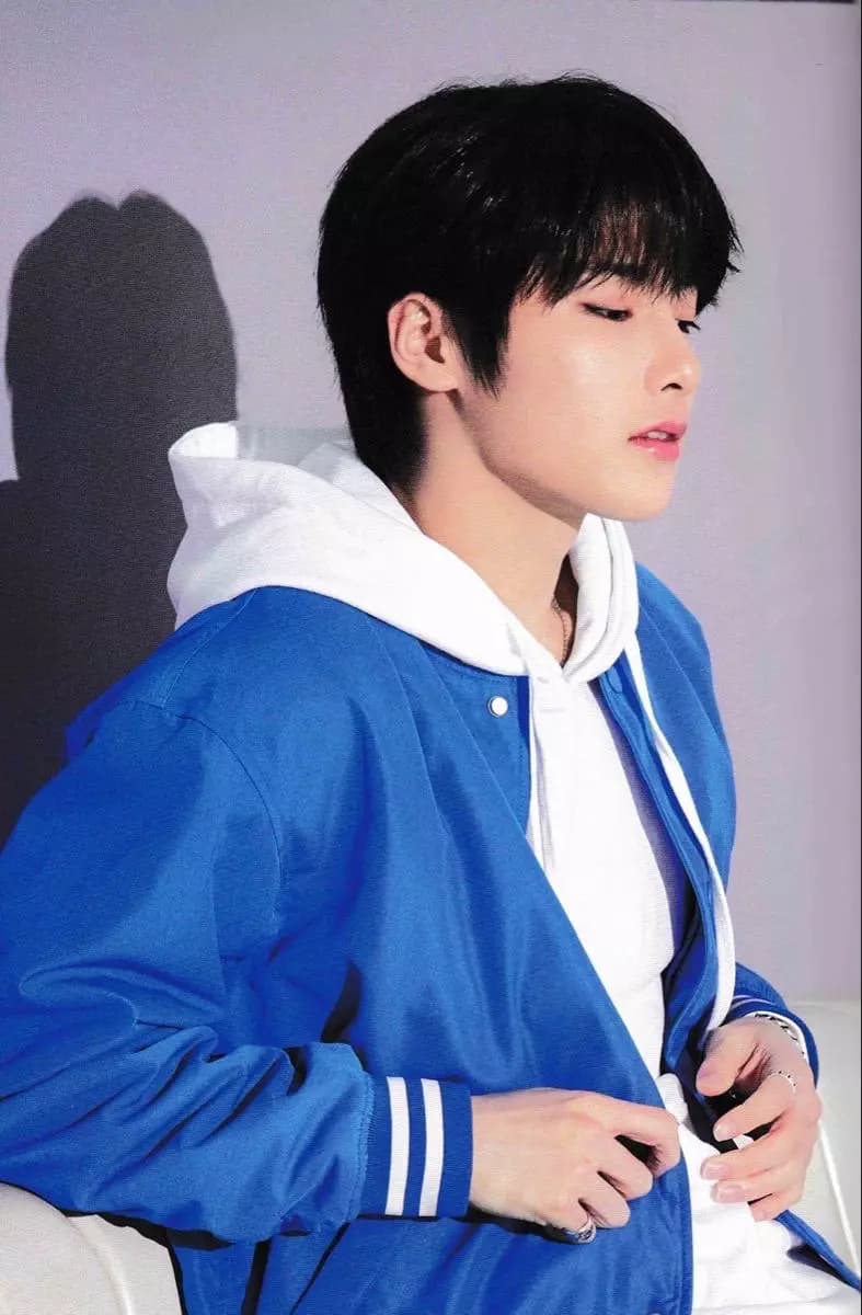 Jeongin thumbnail