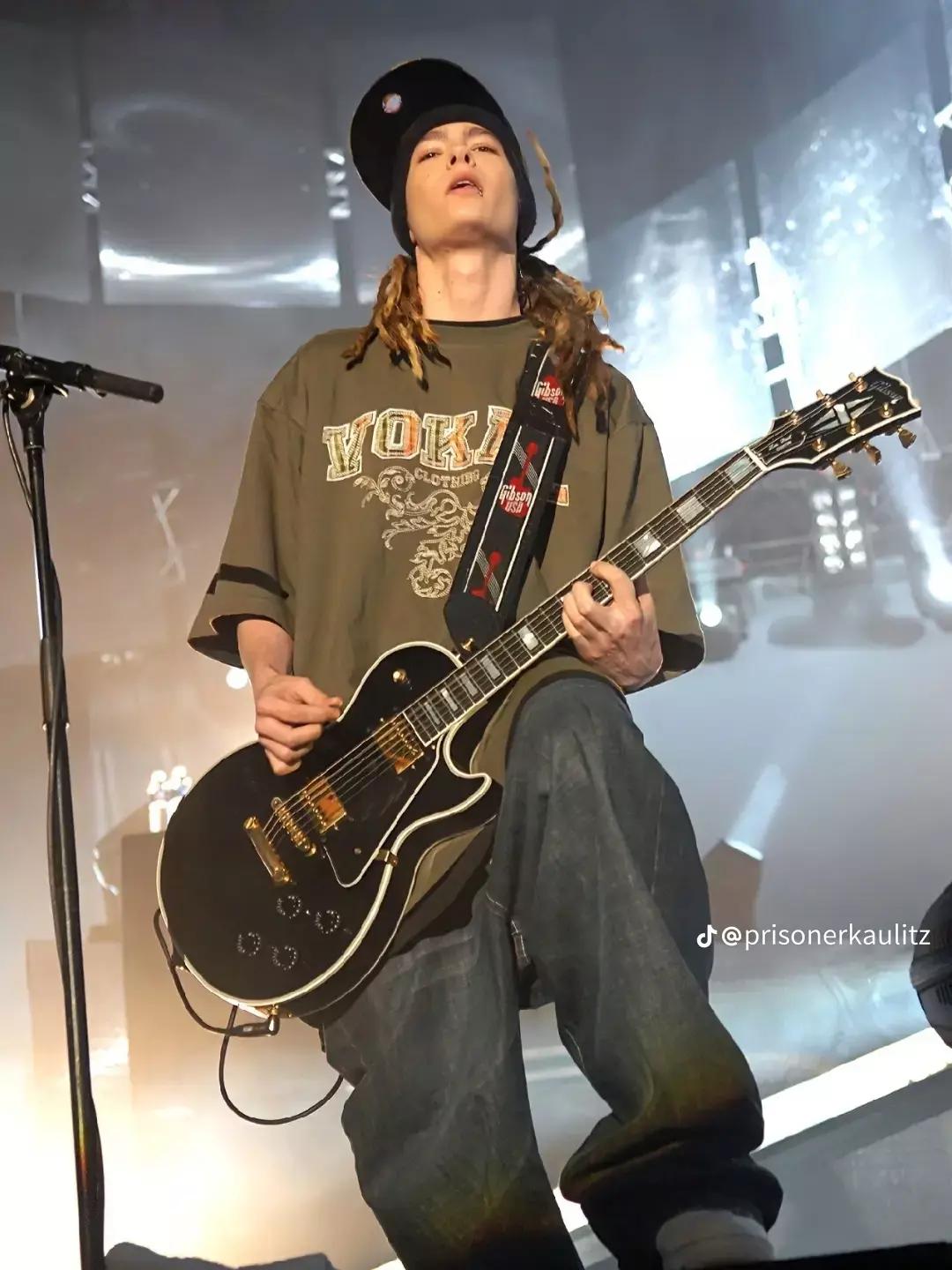Tom kaulitz thumbnail