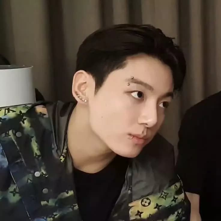 Jeon Jungkook thumbnail