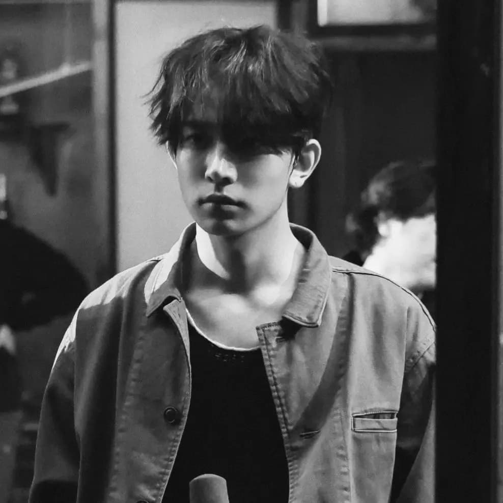 Lee Heeseung thumbnail