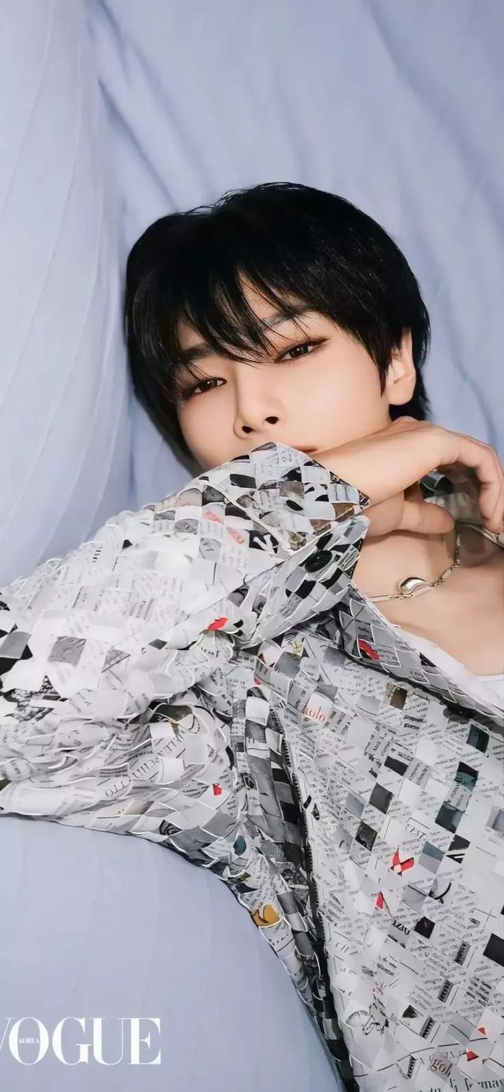 Jeongin thumbnail