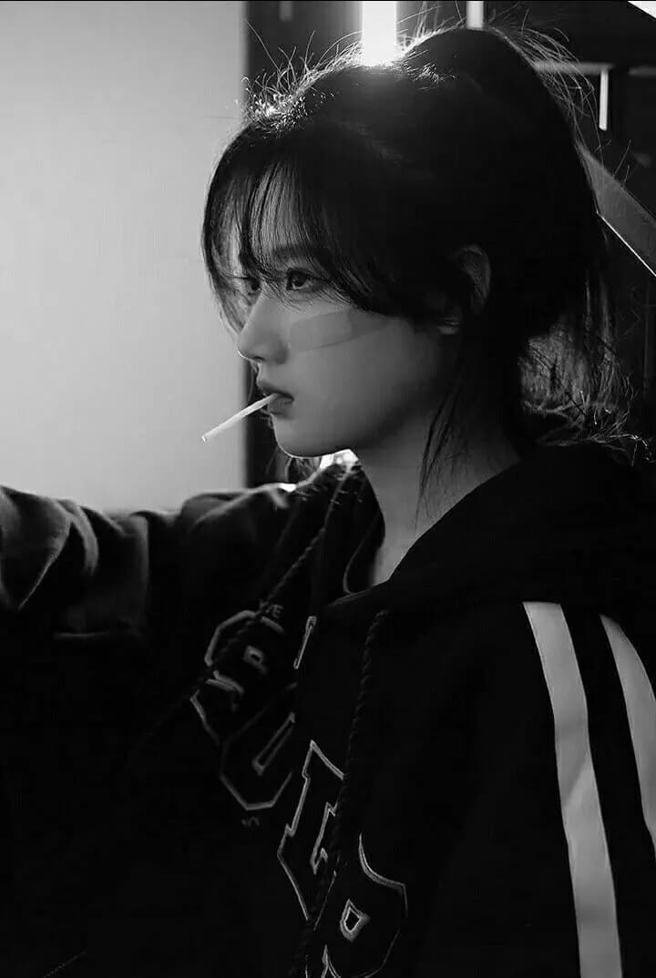 Karina thumbnail