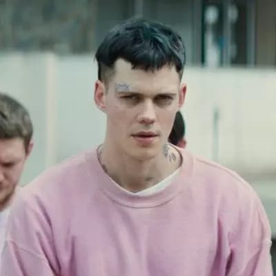 Bill Skarsgård thumbnail