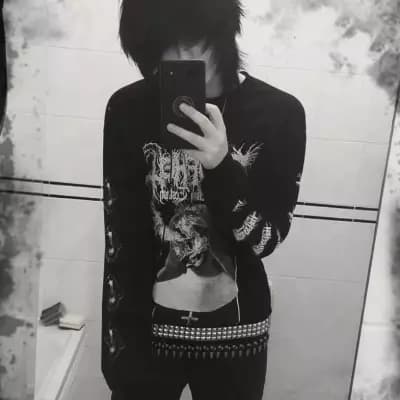 Ryan (Old Brother emo 🤤❤) thumbnail
