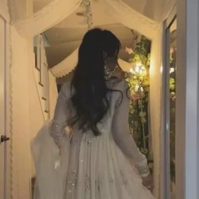 Meera Sharma♡ thumbnail