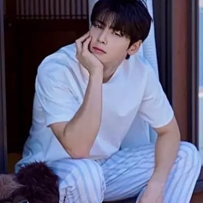 Eunwoo 🌜 Tea (Honeymoon) thumbnail